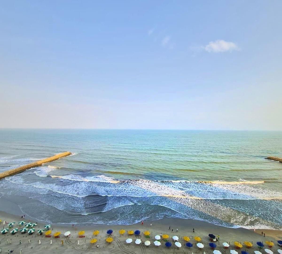 Beachfront Luxurious Apartment, Palmetto Apartment *