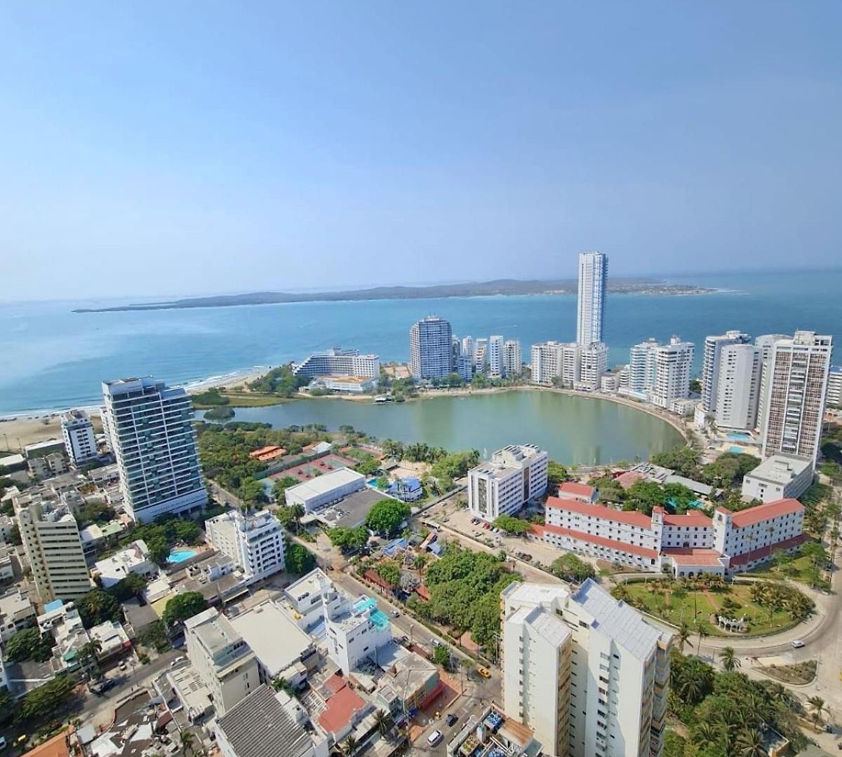 Beachfront Luxurious Apartment, Palmetto Cartagena
