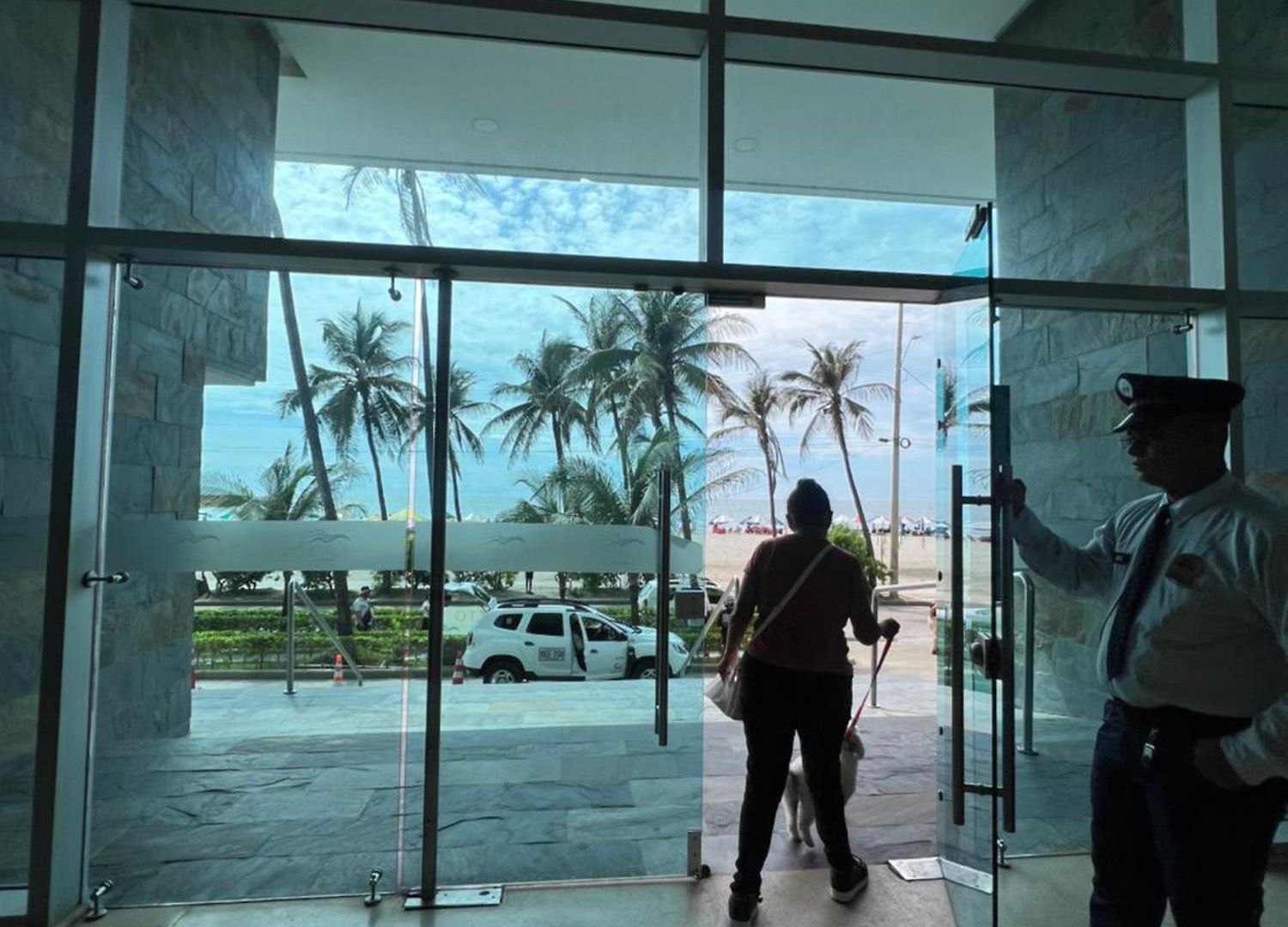 Beachfront Luxurious Apartment, Palmetto Cartagena