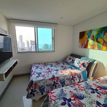 Beachfront Luxurious Apartment, Palmetto *