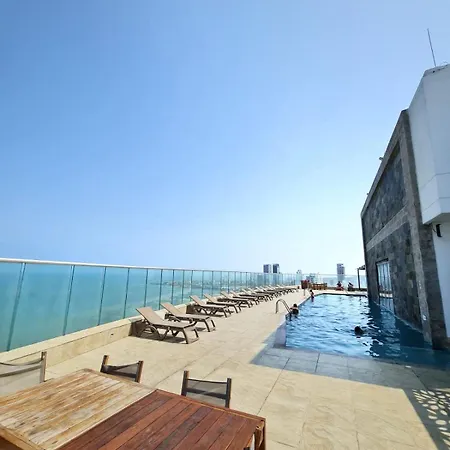 Beachfront Luxurious Apartment, Palmetto Cartagena