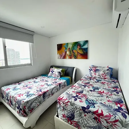 Apartment Beachfront Luxurious Apartment, Palmetto