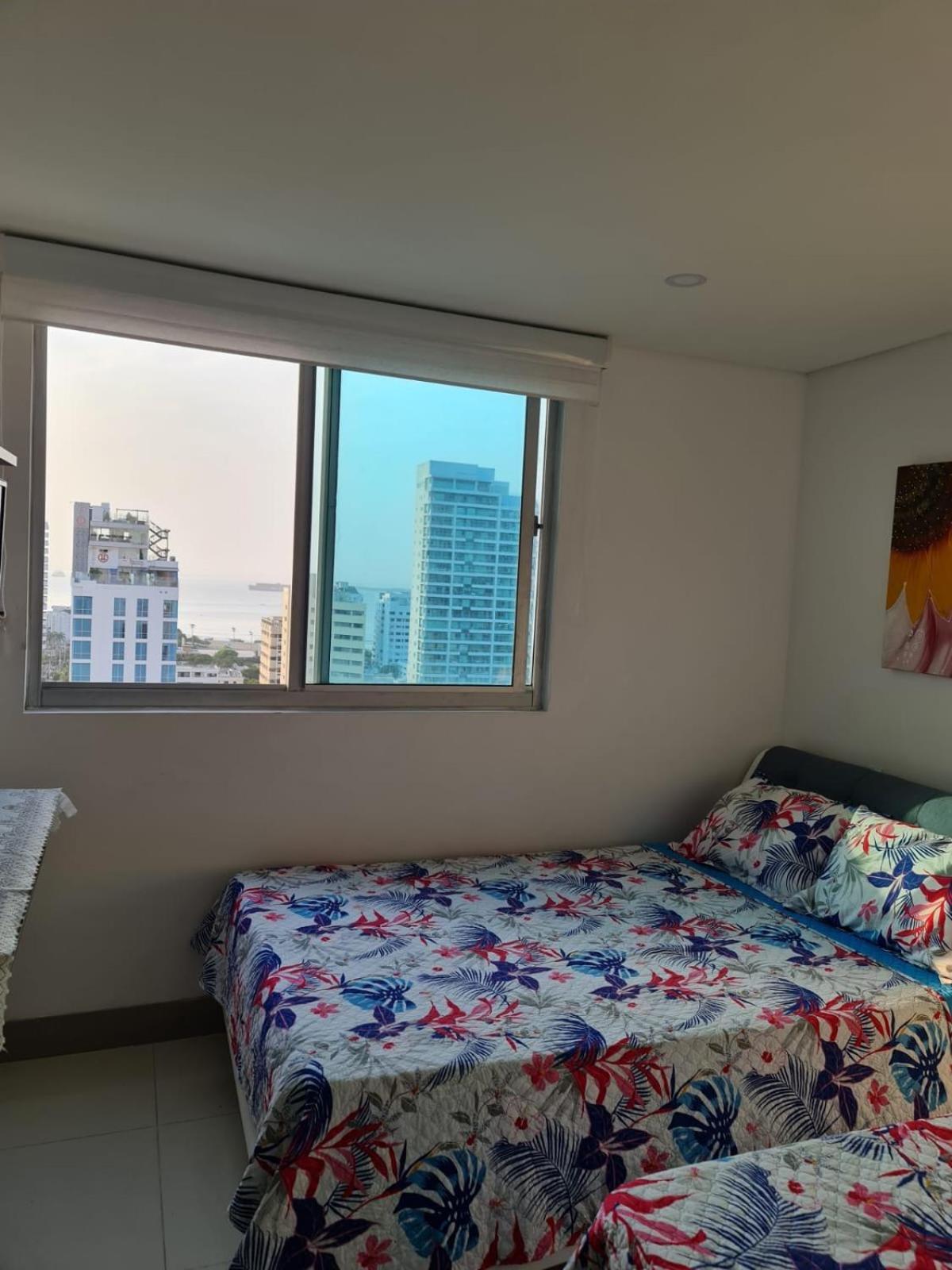 Beachfront Luxurious Apartment, Palmetto *