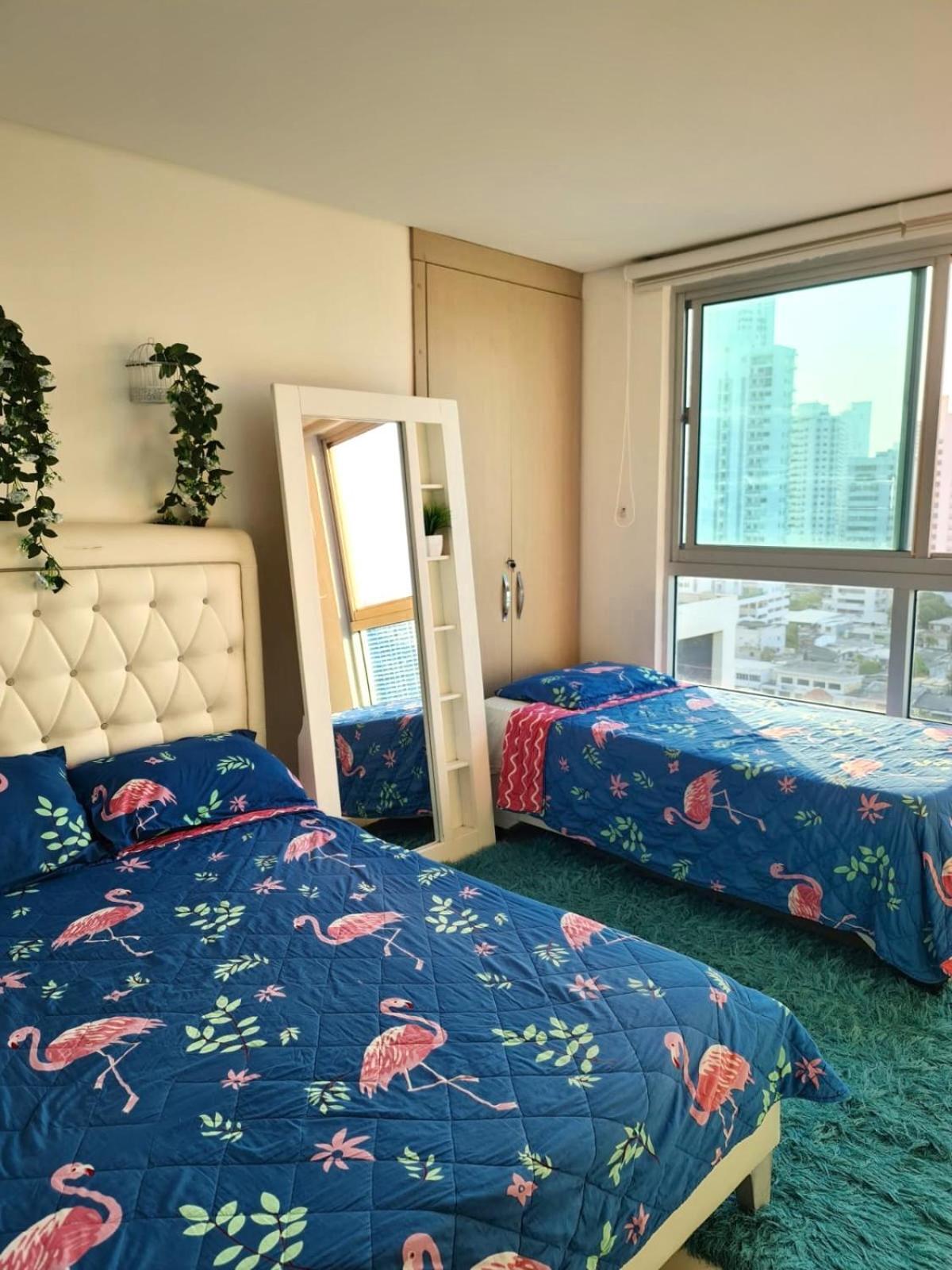 Beachfront Luxurious Apartment, Palmetto