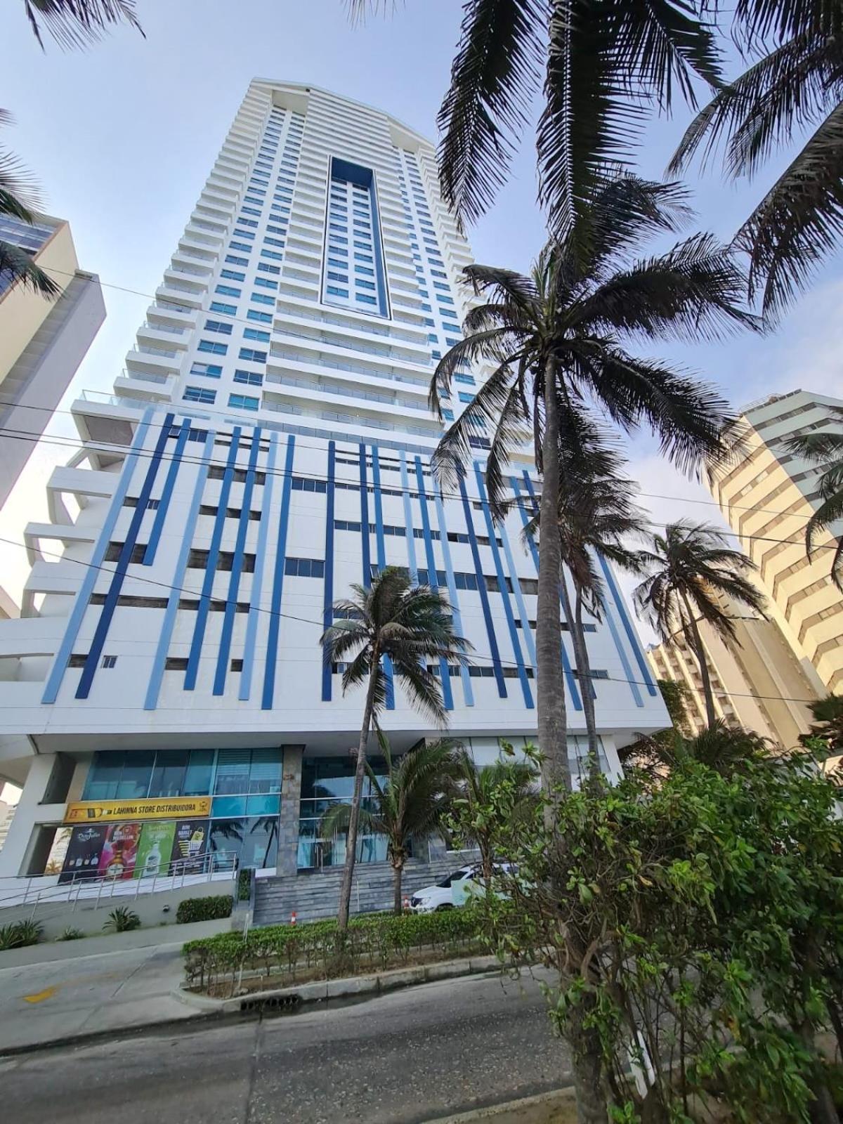 Beachfront Luxurious Apartment, Palmetto Cartagena