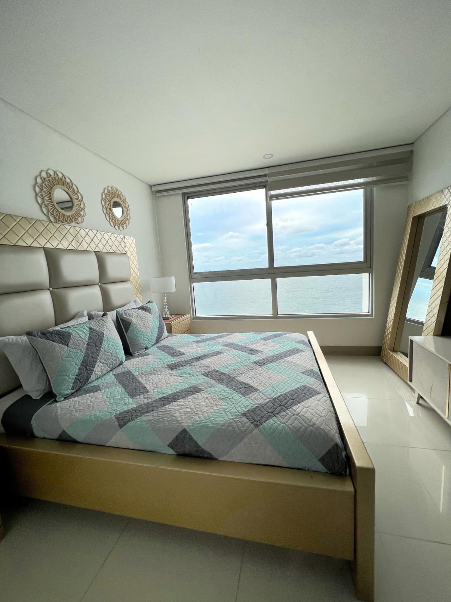 Beachfront Luxurious Apartment, Palmetto Apartamento Cartagena