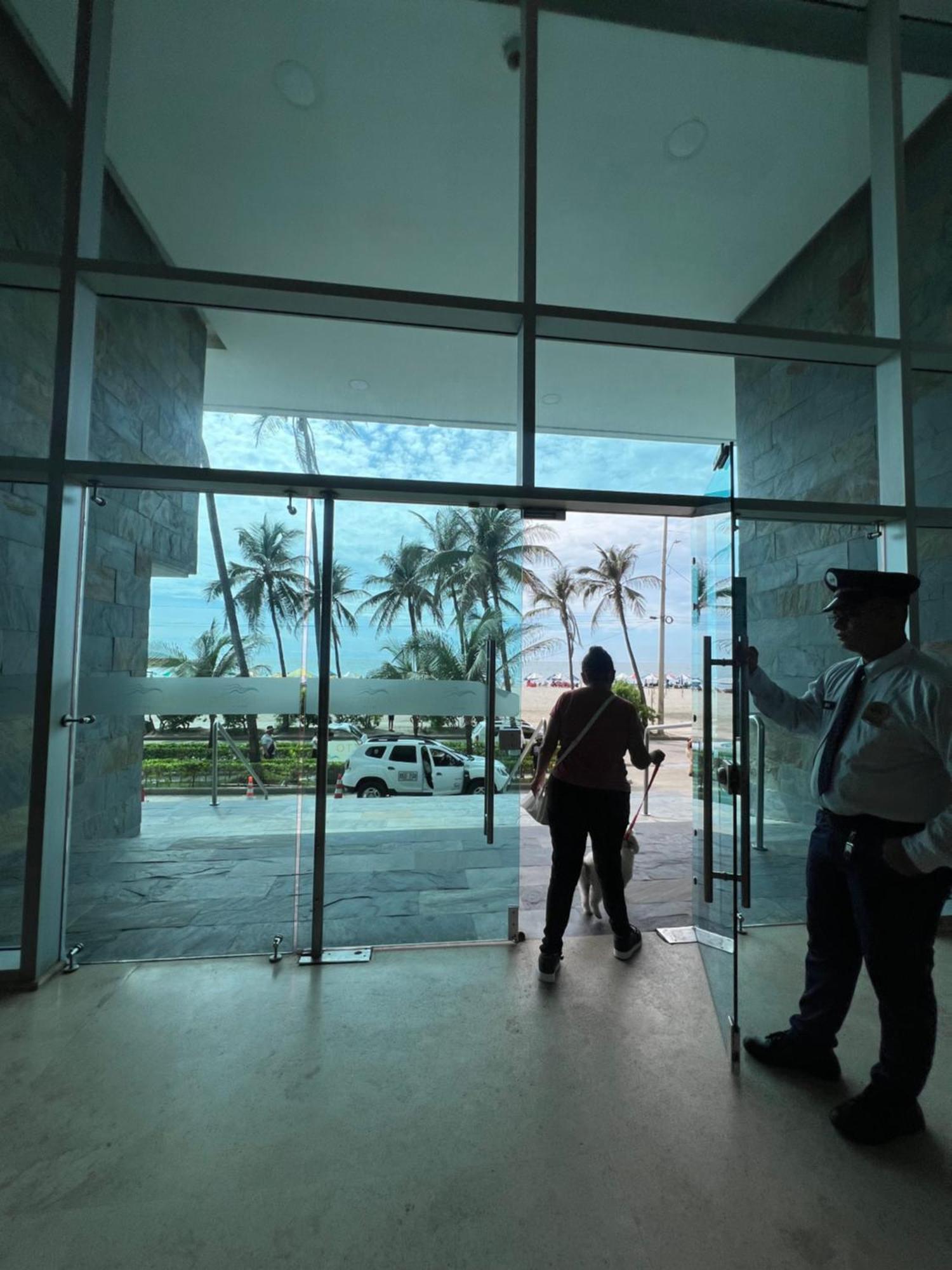 Beachfront Luxurious Apartment, Palmetto Cartagena